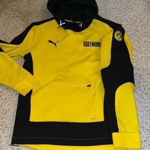 PUMA men’s yellow/black Borussia/Dortmund dry cell hoodie Medium